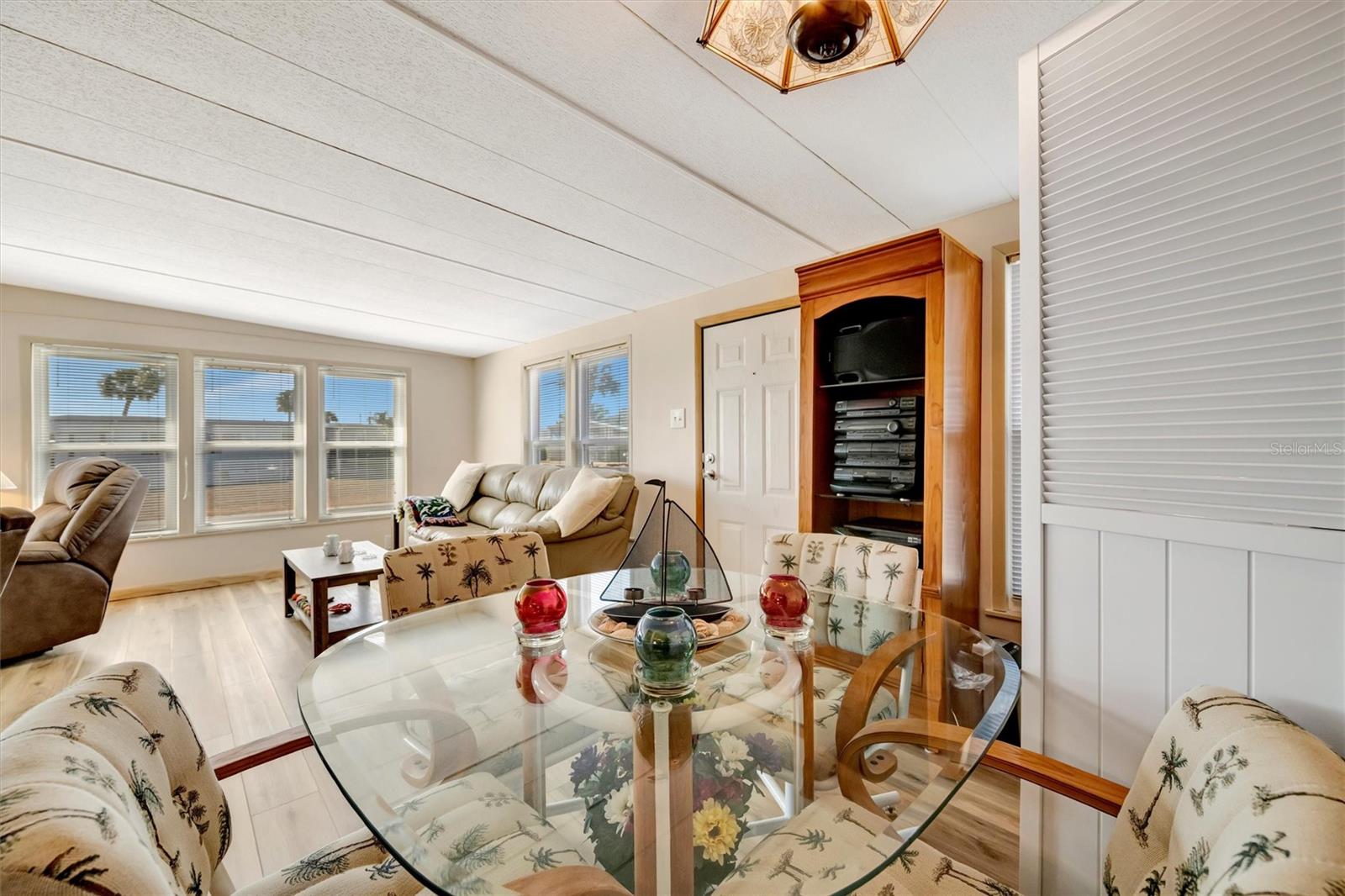 132 W SAINT LUCIA LOOP, APOLLO BEACH, FL — photo 17