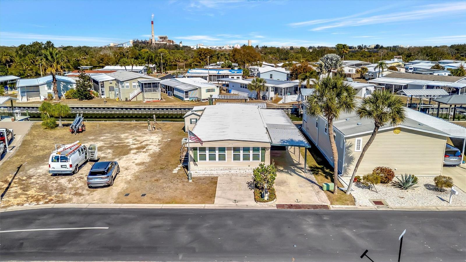 132 W SAINT LUCIA LOOP, APOLLO BEACH, FL — photo 47