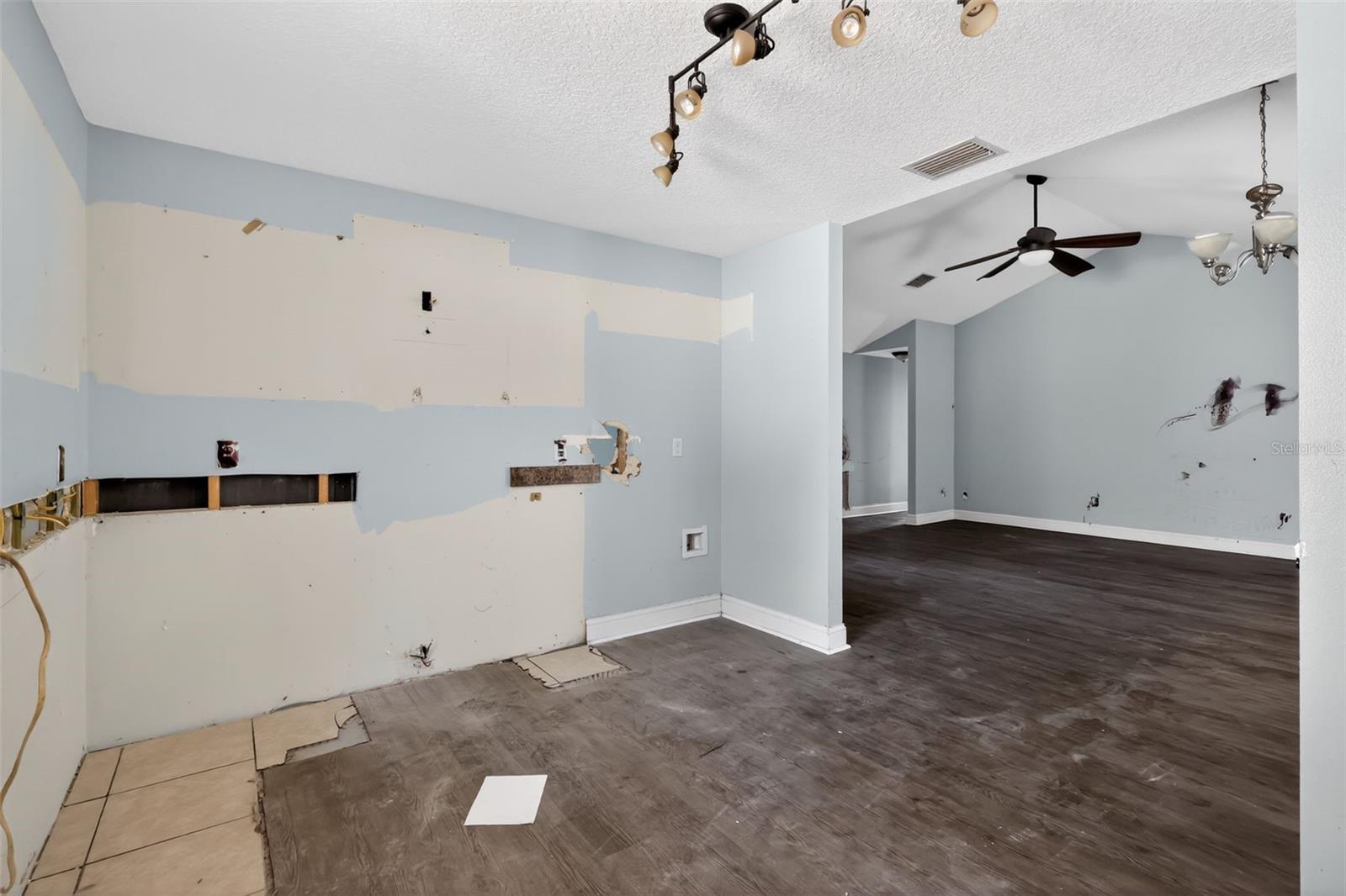 36101 MATTAWAN DR, EUSTIS, FL — photo 19