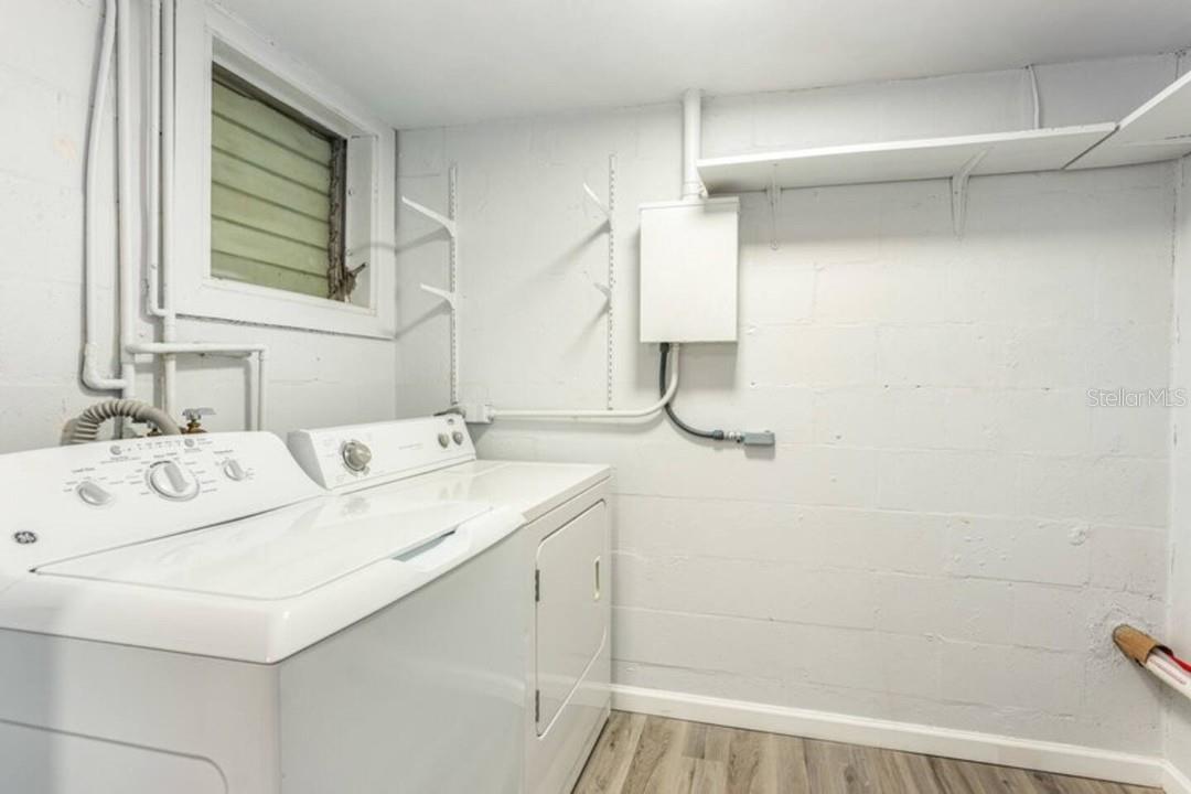 1214 N PINE HILLS RD, ORLANDO, FL — photo 9