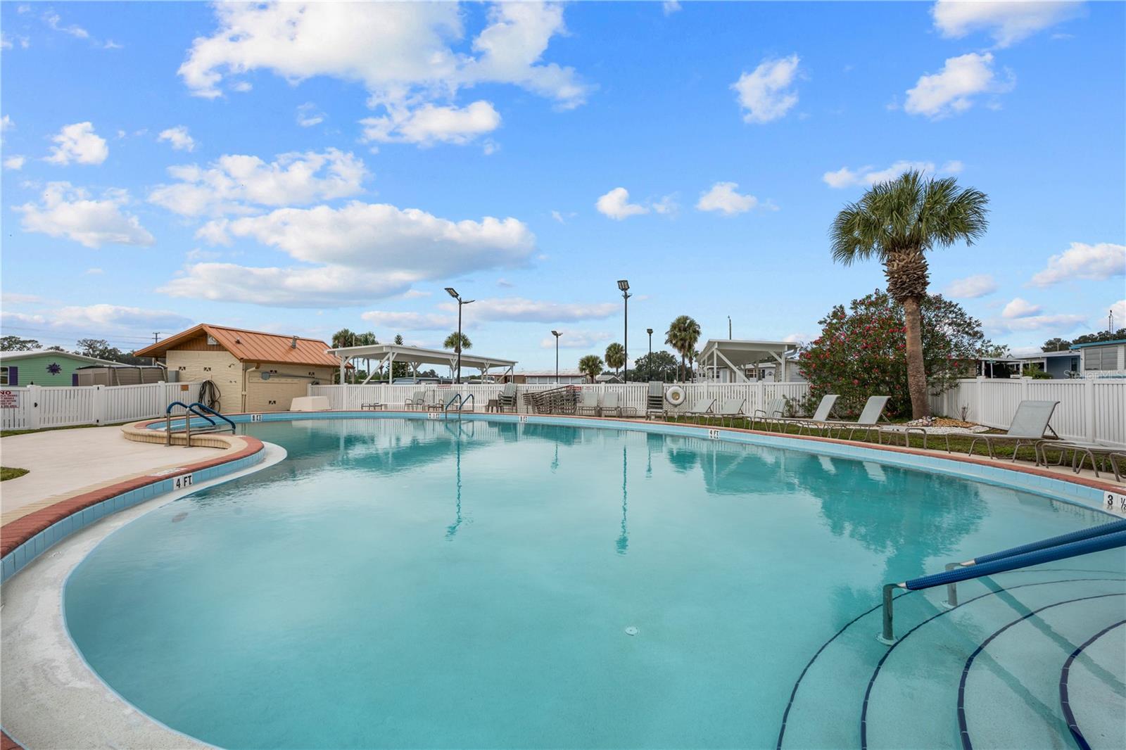 37812 VALENCIA AVE, ZEPHYRHILLS, FL — photo 31