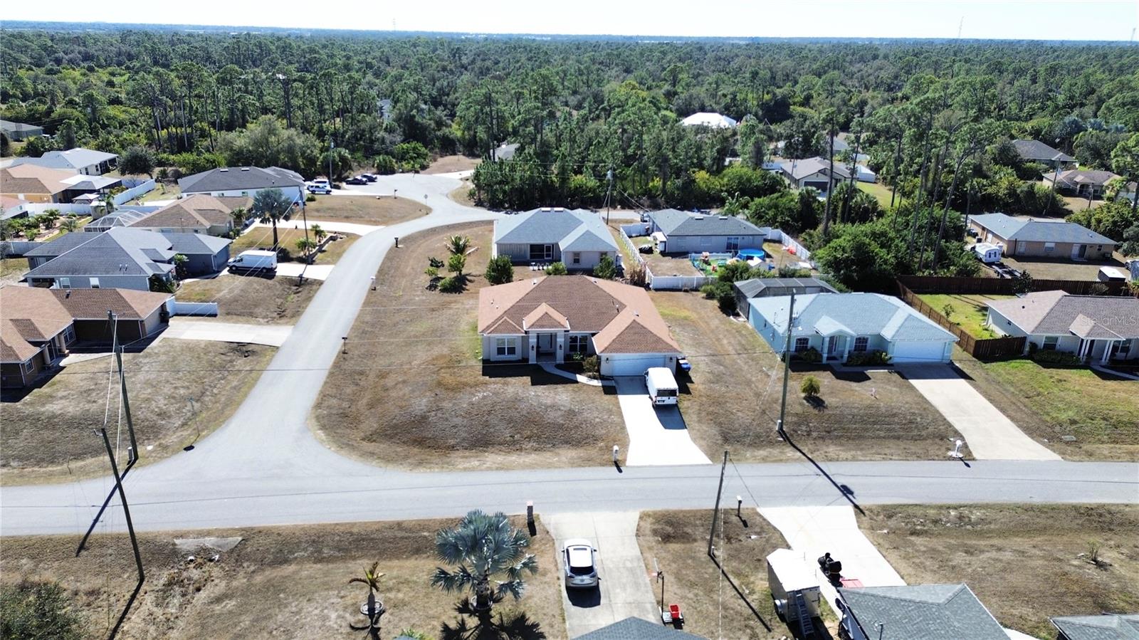 2779 STARVIEW AVE, NORTH PORT, FL — photo 2