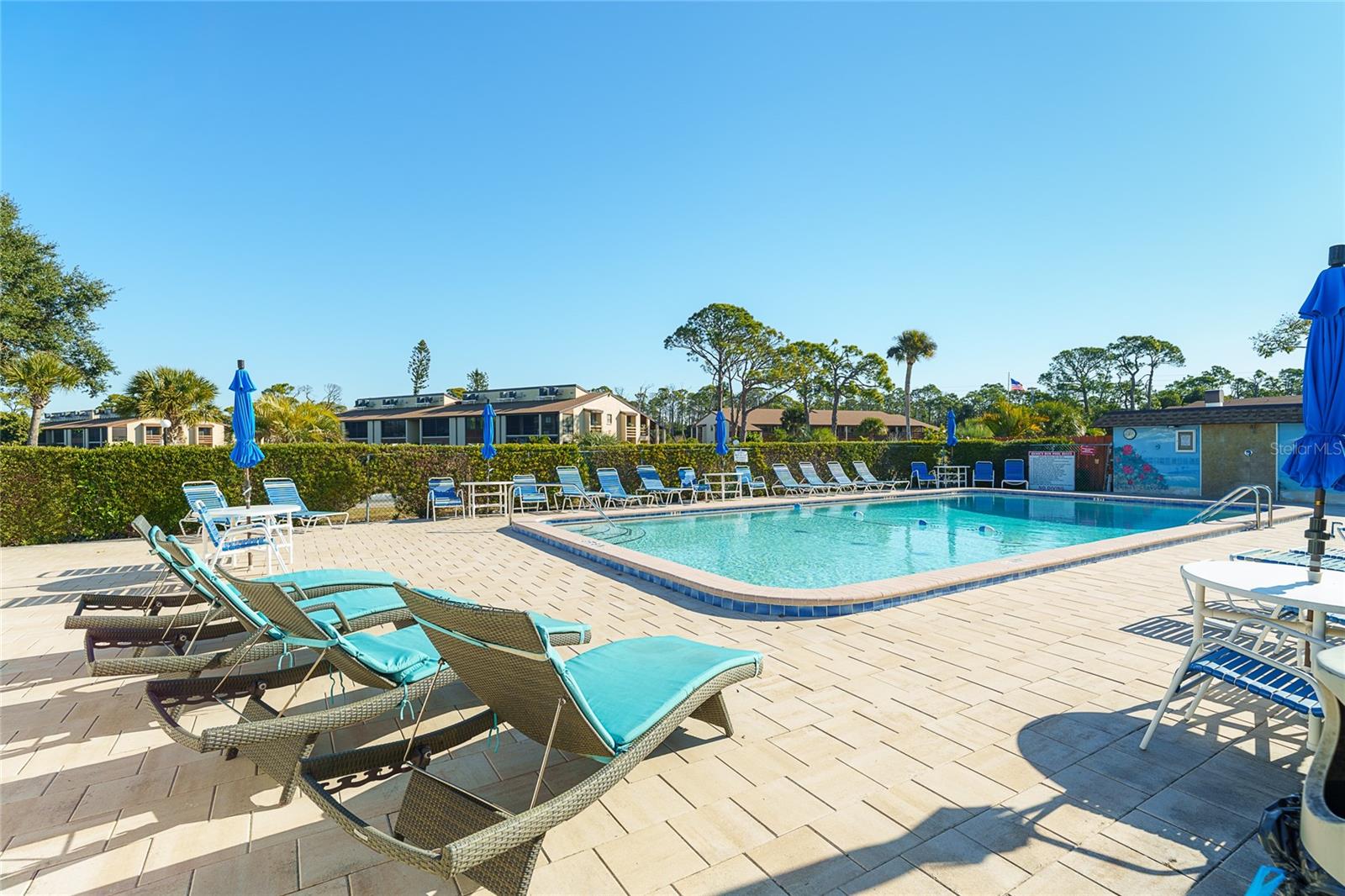25 QUAILS RUN BLVD #7, ENGLEWOOD, FL — photo 26