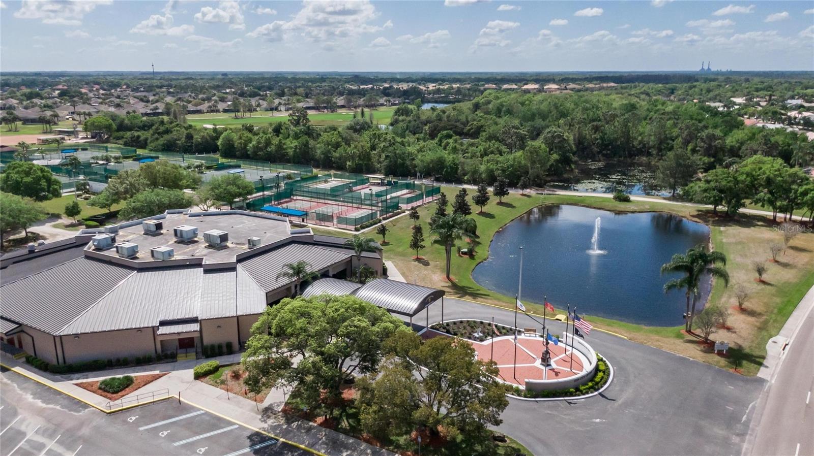 1420 EMERALD DUNES DR, SUN CITY CENTER, FL — photo 46