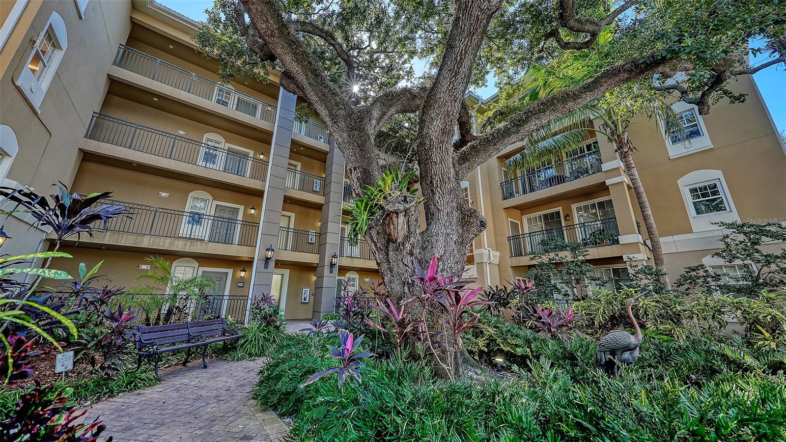1268 11TH ST #2403, SARASOTA, FL — photo 12