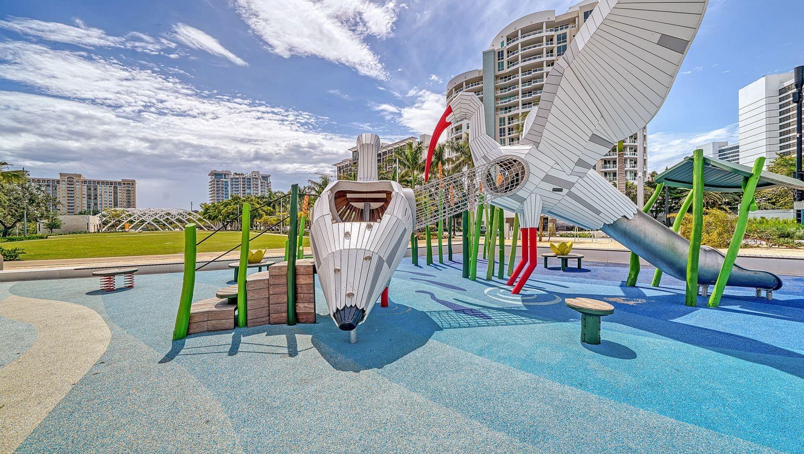 1268 11TH ST #2403, SARASOTA, FL — photo 32