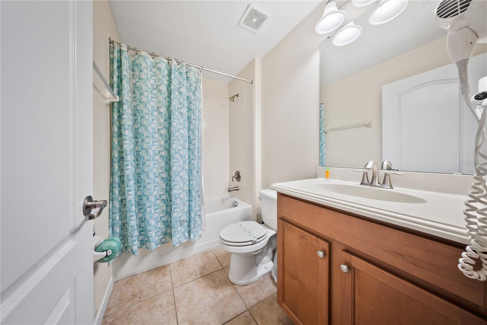 8960 BISMARCK PALM RD, KISSIMMEE, FL — photo 48