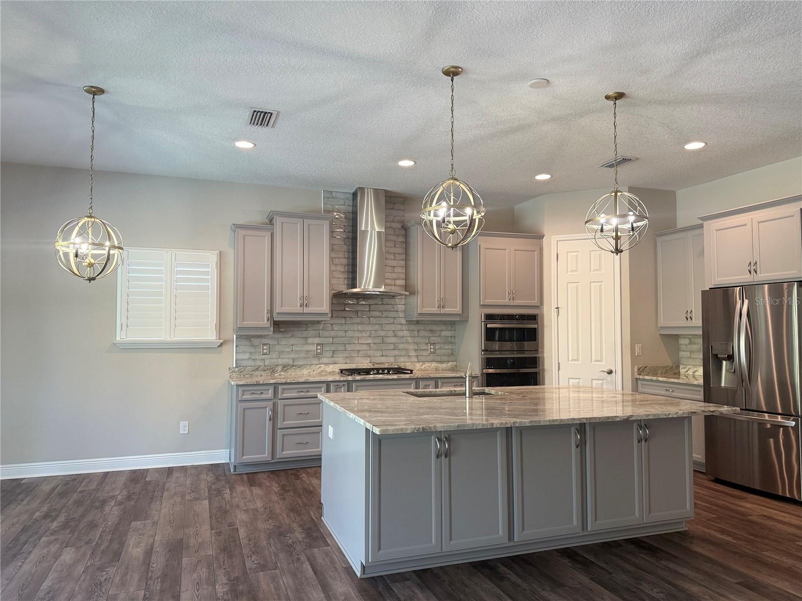 7004 MAINLAND AVE, APOLLO BEACH, FL — photo 35