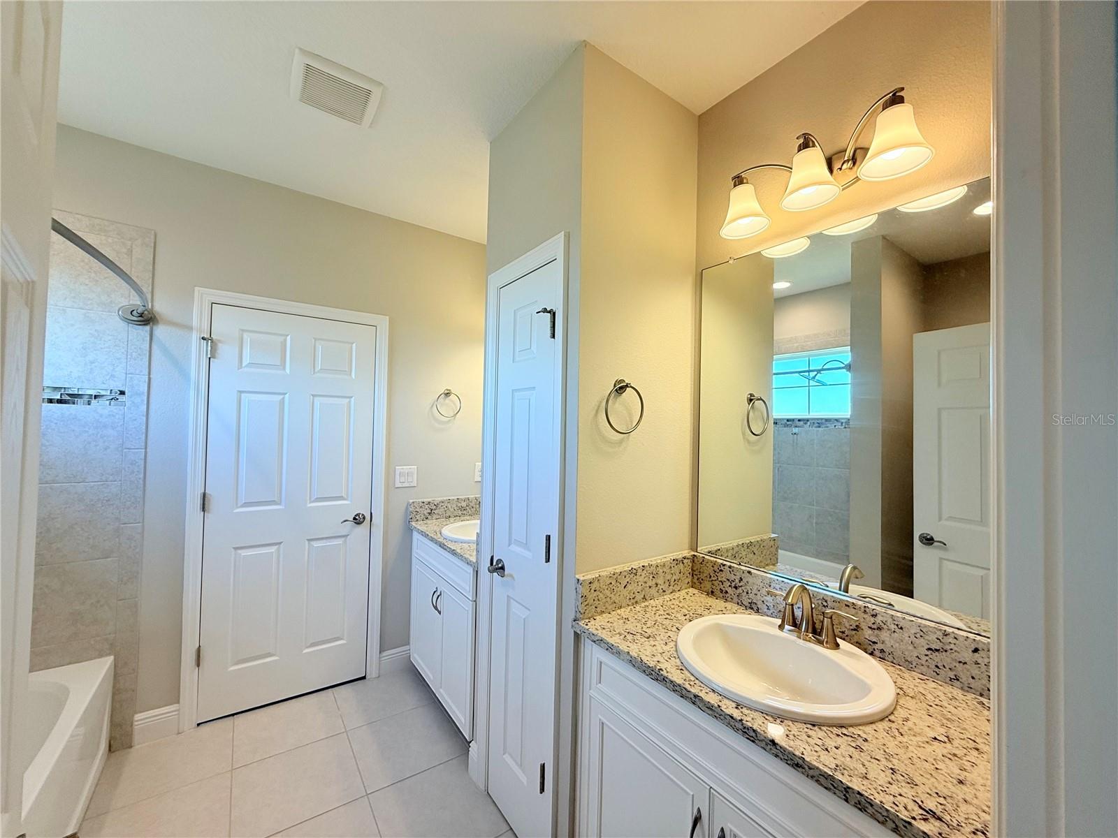 7004 MAINLAND AVE, APOLLO BEACH, FL — photo 61