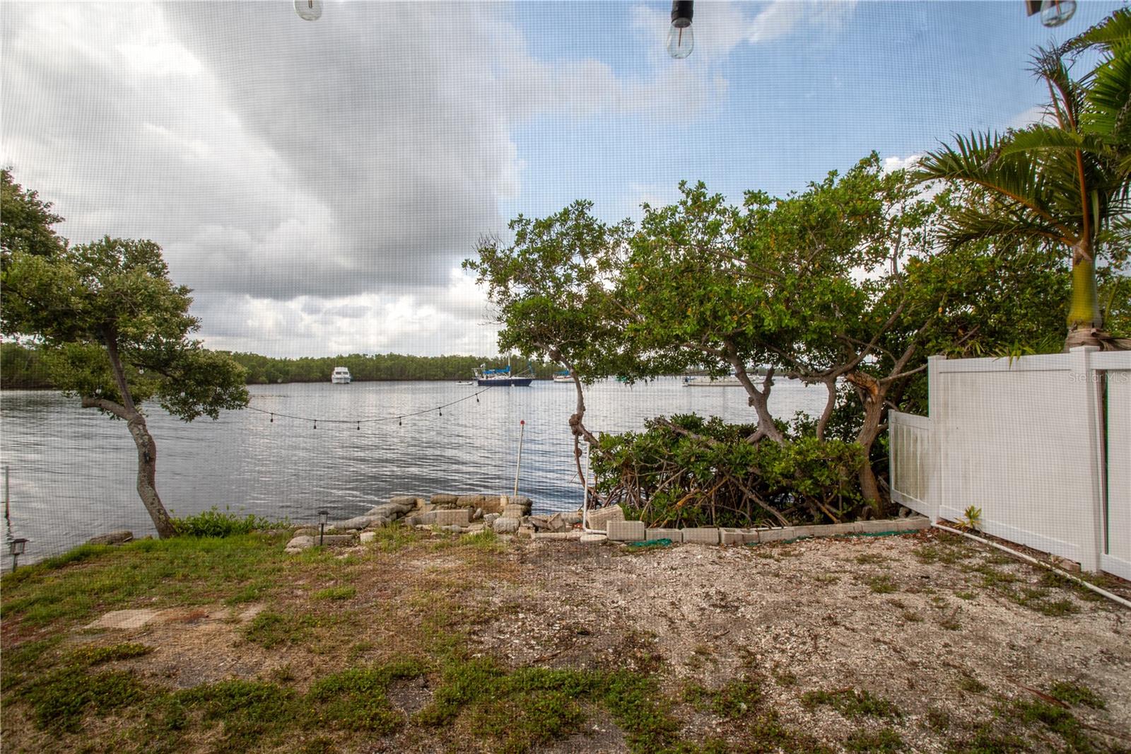 3312 W SHELL POINT RD, RUSKIN, FL — photo 2