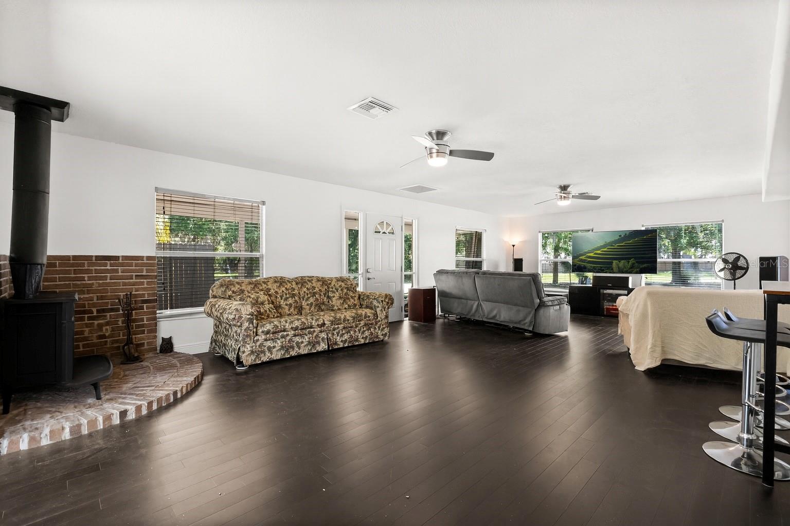 7247 TREASURE ISLAND RD, LEESBURG, FL — photo 4