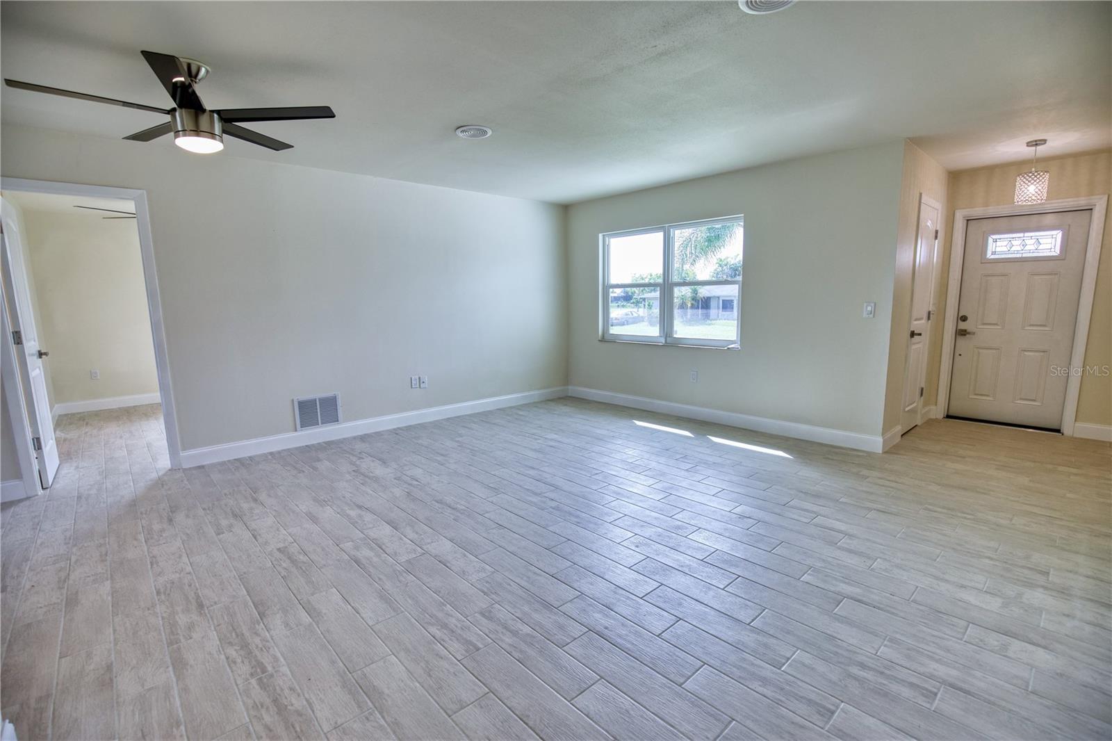 66 OAKLAND HILLS CT, ROTONDA WEST, FL — photo 9