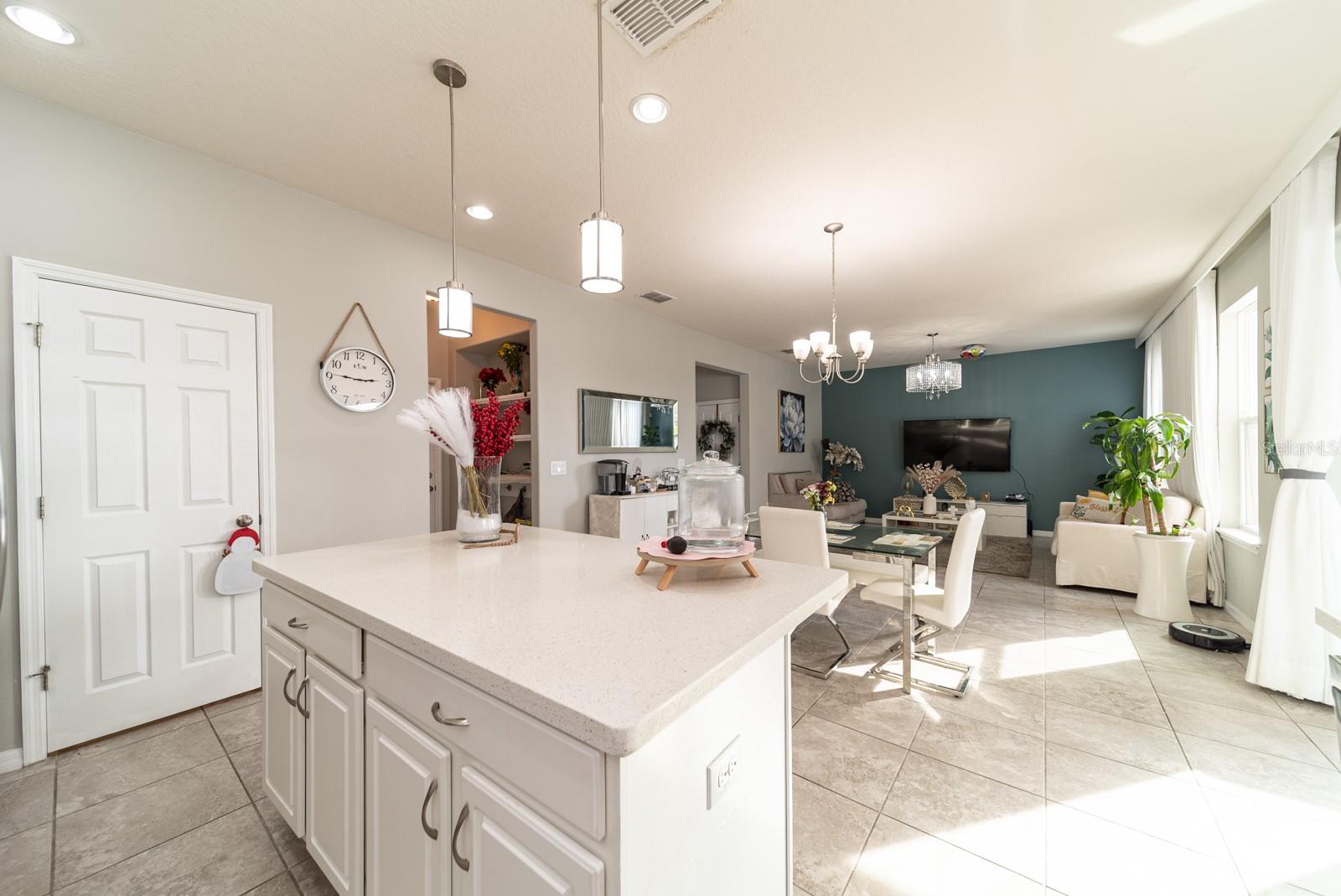 2542 NOUVEAU WAY, KISSIMMEE, FL — photo 8