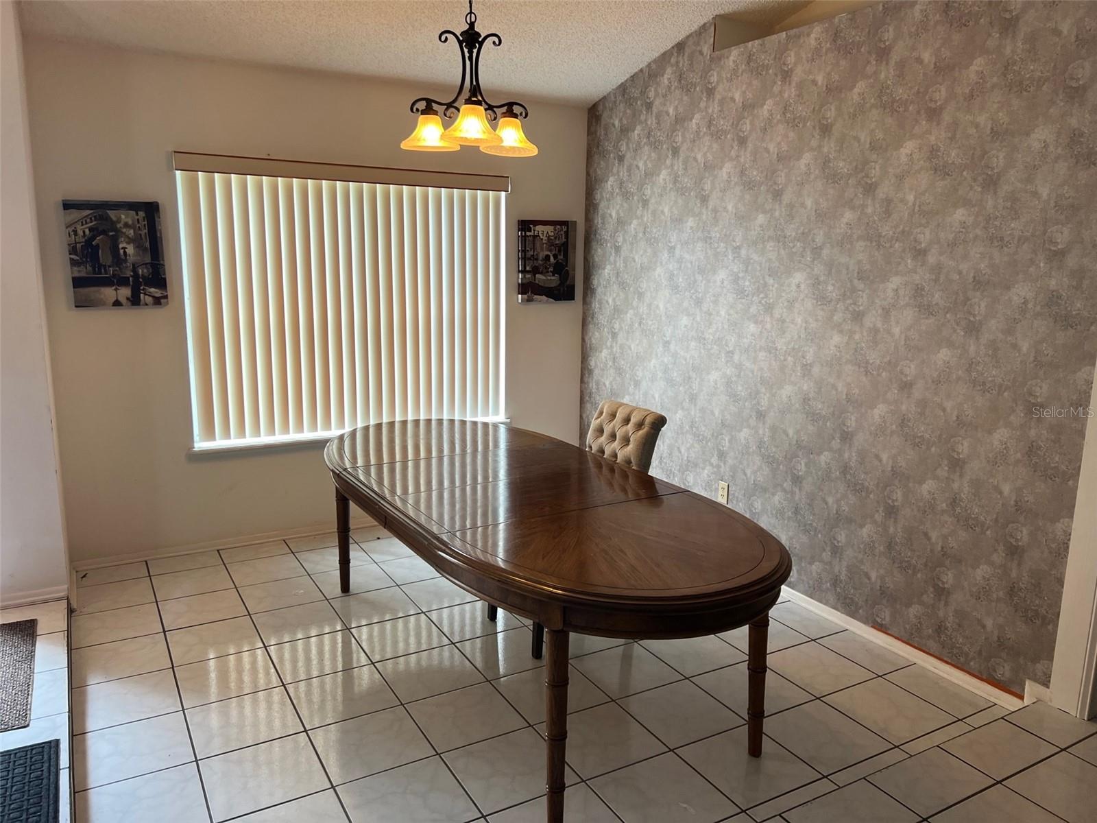330 BONNIE LN, ORANGE CITY, FL — photo 7