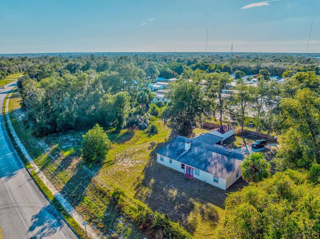 330 BONNIE LN, ORANGE CITY, FL — photo 24