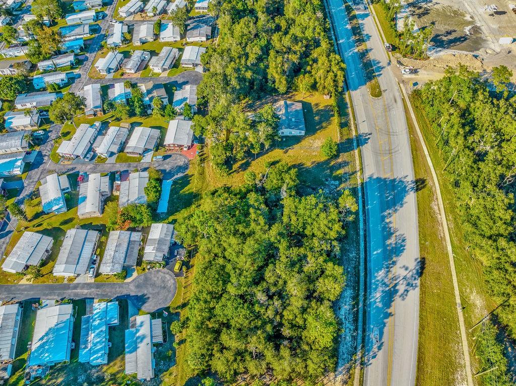 330 BONNIE LN, ORANGE CITY, FL — photo 32
