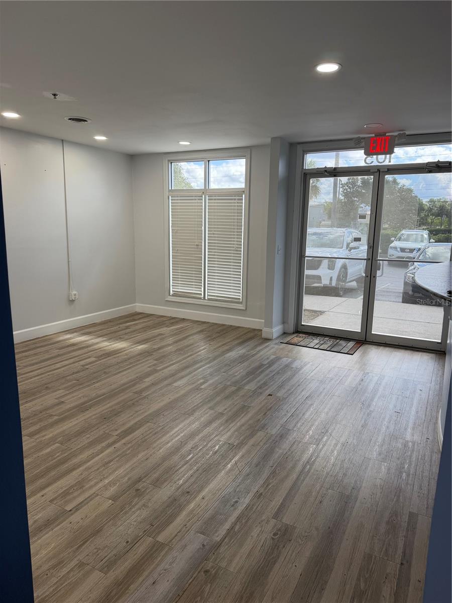 105 BELLAGIO CIR, SANFORD, FL — photo 15