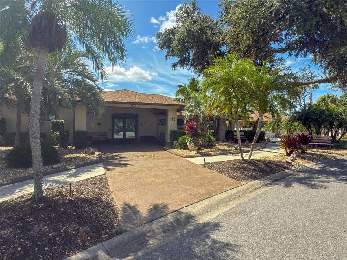 725 REDBUD CT, ENGLEWOOD, FL — photo 35