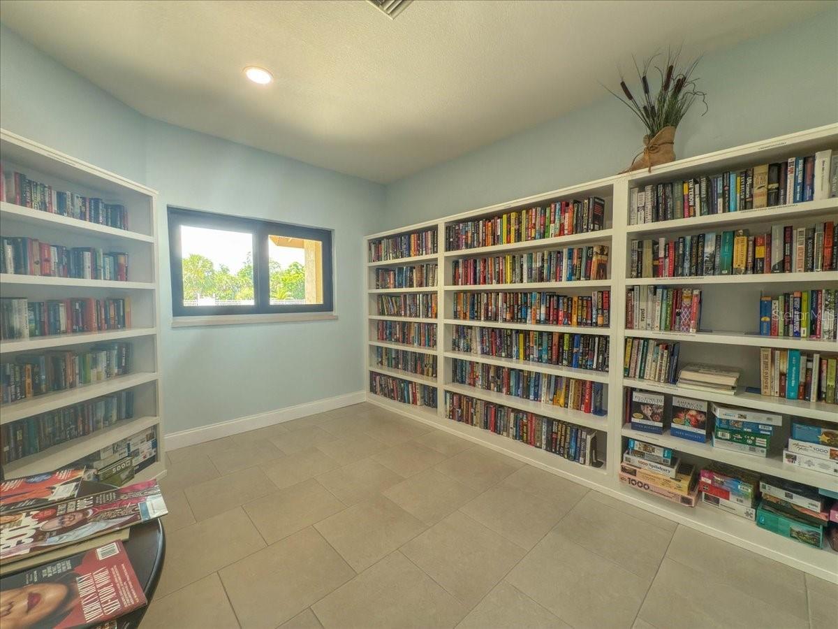 725 REDBUD CT, ENGLEWOOD, FL — photo 44