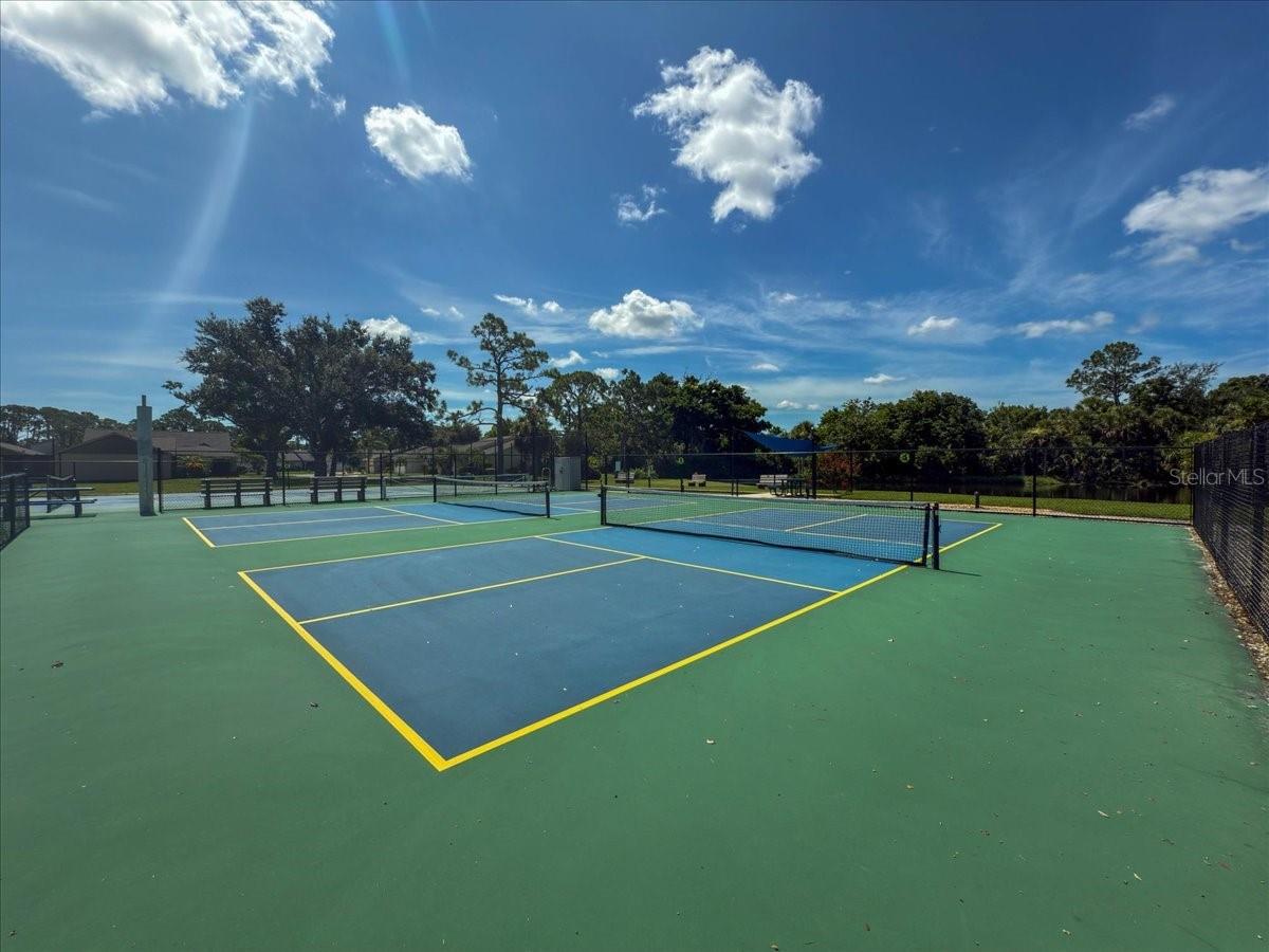 725 REDBUD CT, ENGLEWOOD, FL — photo 50