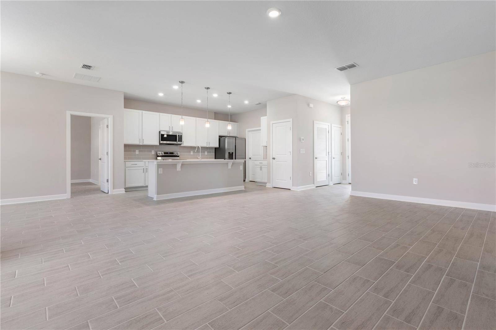 816 W MARGUERITA DR, DUNNELLON, FL — photo 7