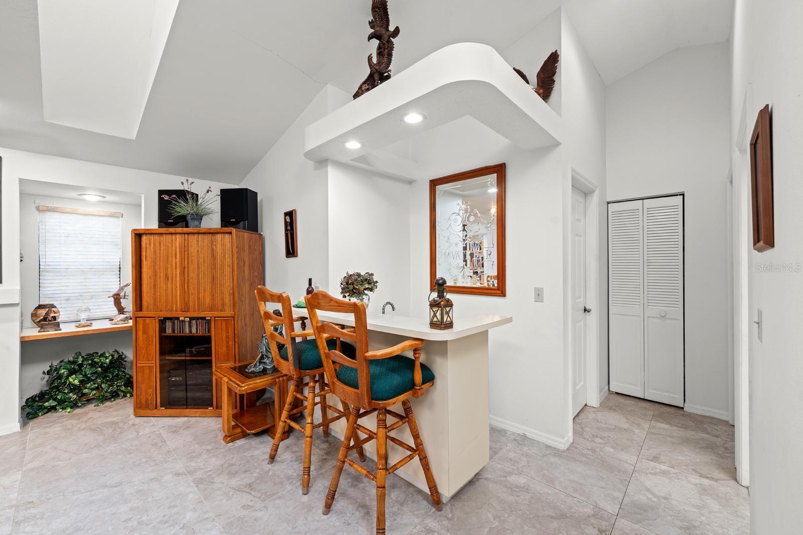 2501 E DIANA ST, TAMPA, FL — photo 13