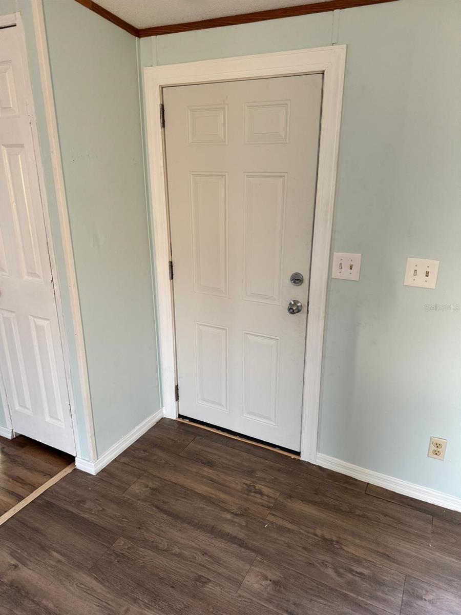 2544 EL DORADO AVE, AVON PARK, FL — photo 11