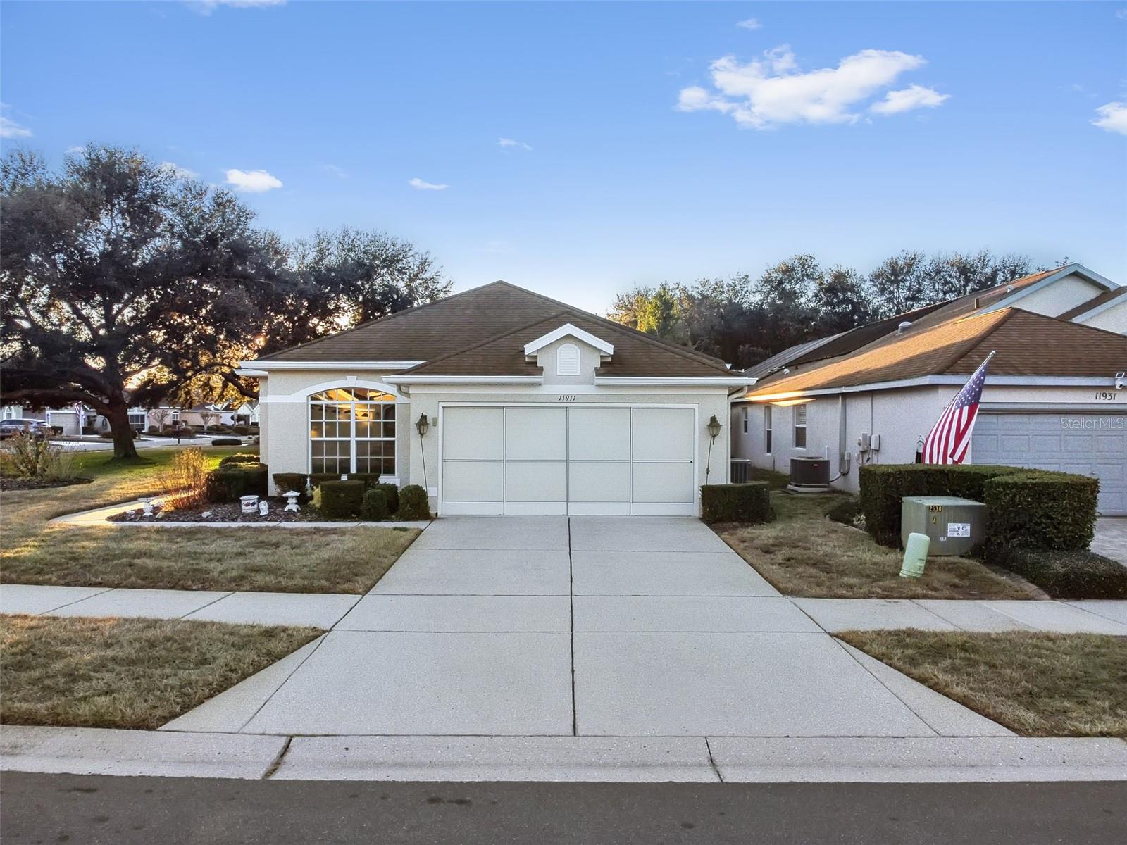 11911 VALLEY FALLS LOOP, SPRING HILL, FL — photo 2