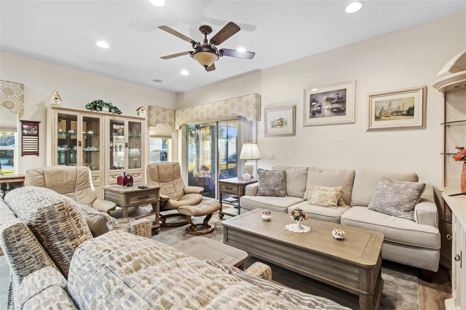 11911 VALLEY FALLS LOOP, SPRING HILL, FL — photo 17