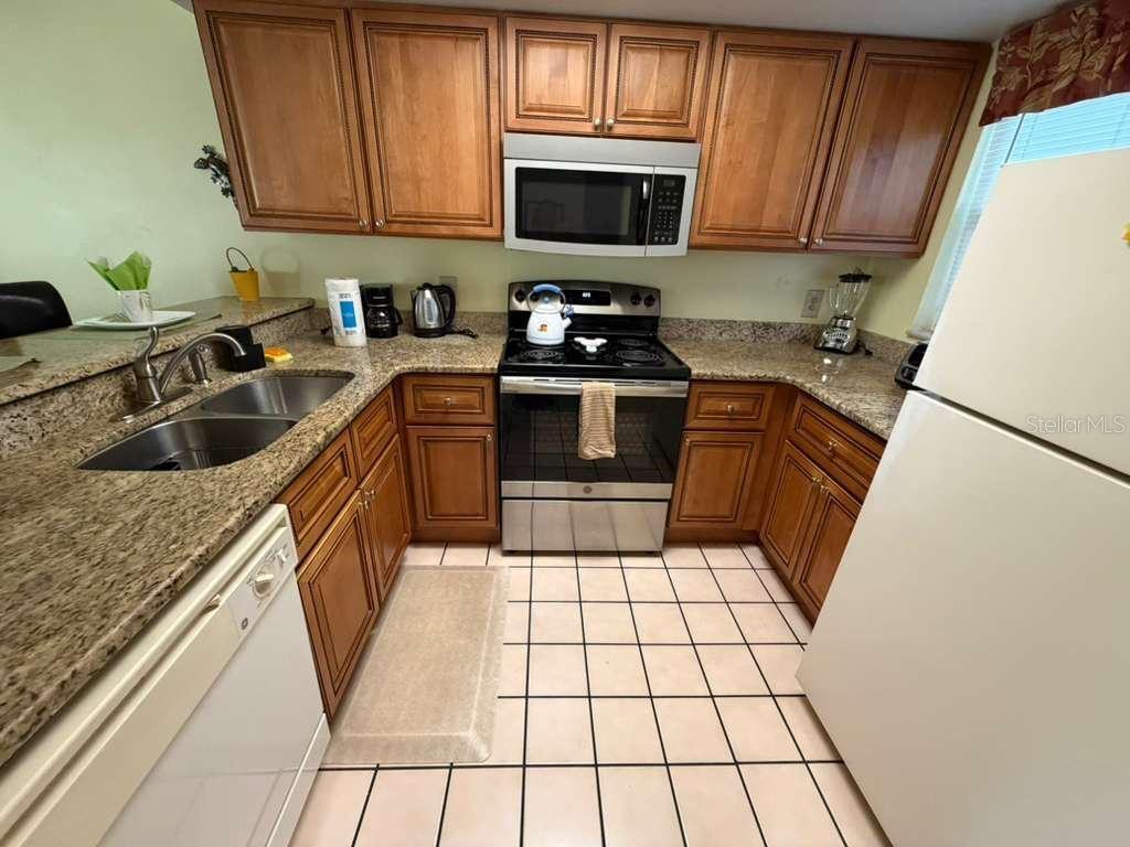 3197 SEA WORLD CT, KISSIMMEE, FL — photo 2