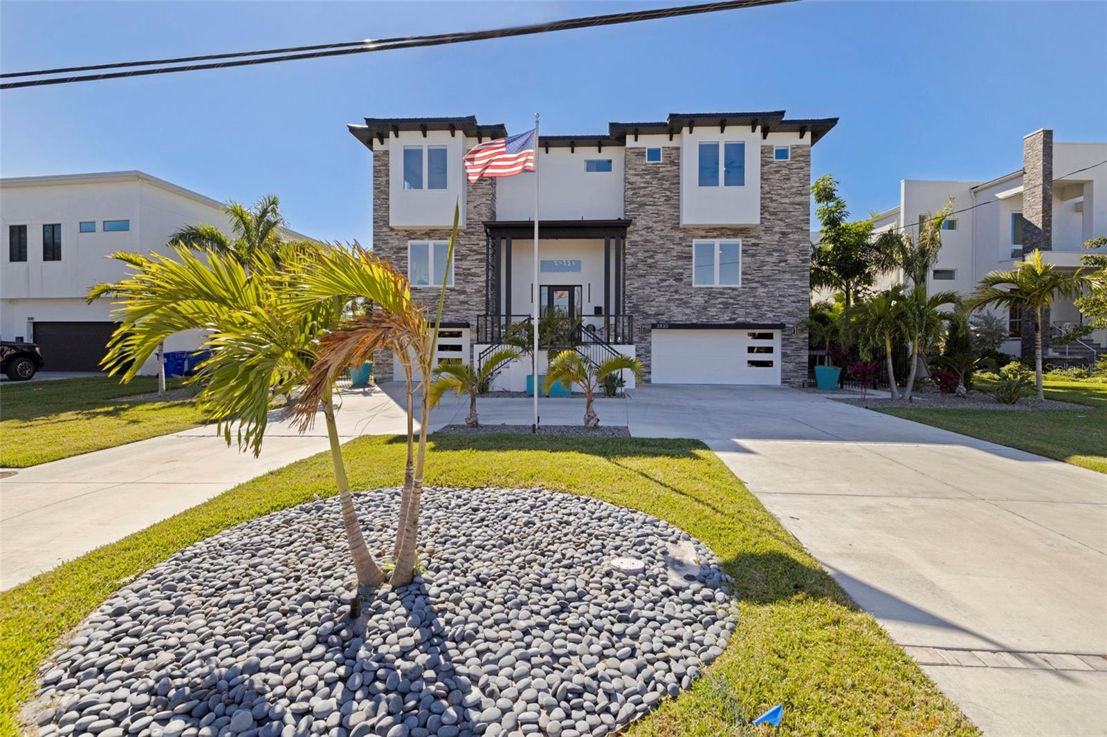 3830 SHORE ACRES BLVD NE, ST PETERSBURG, FL — photo 3