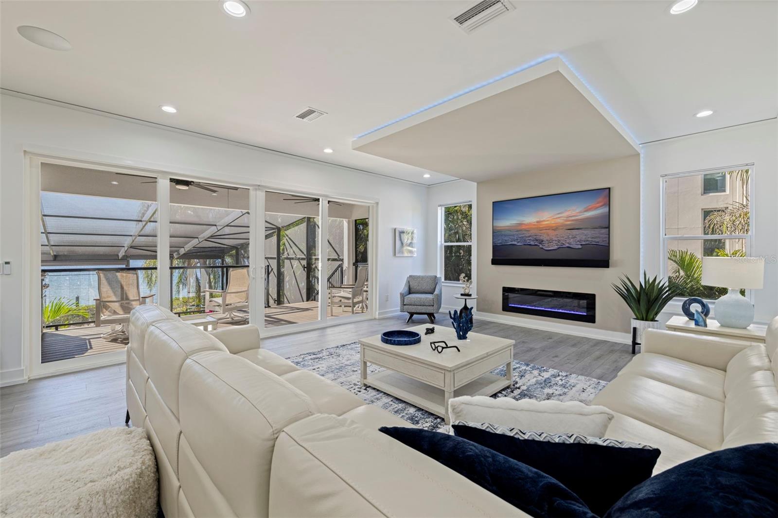 3830 SHORE ACRES BLVD NE, ST PETERSBURG, FL — photo 17