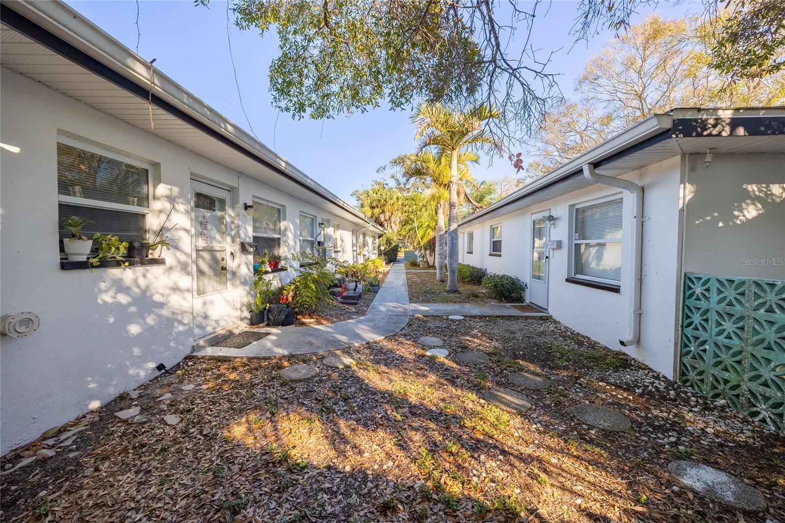 400 S METEOR AVE, CLEARWATER, FL — photo 11