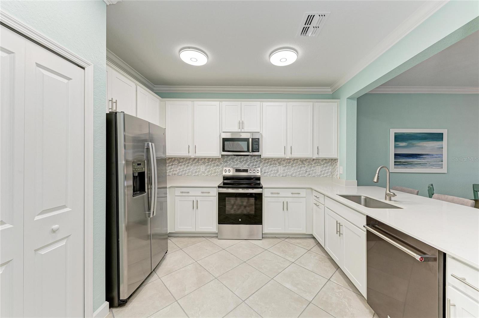 8613 SEASALT LOOP, ENGLEWOOD, FL — photo 34