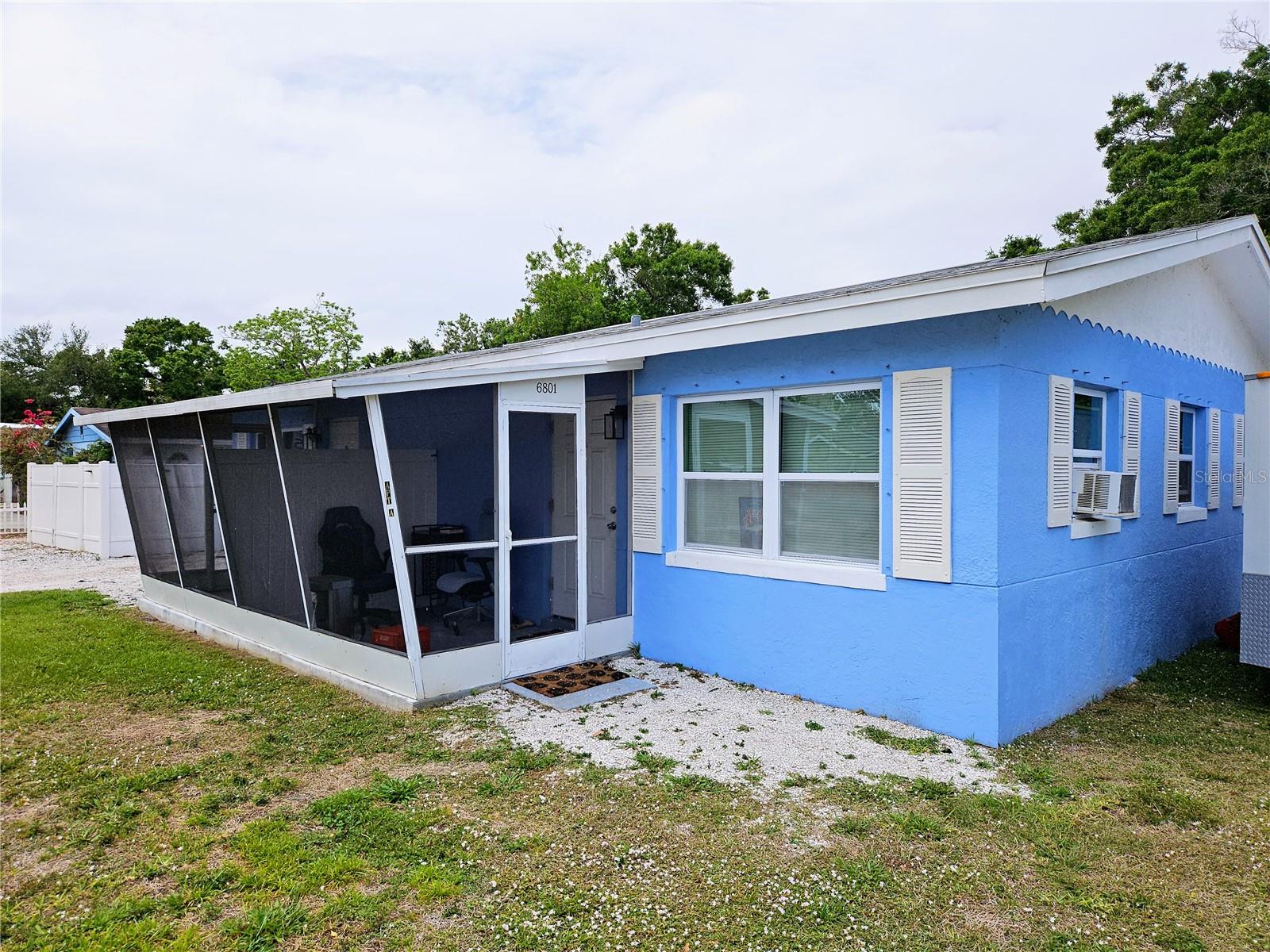 6801 48TH AVE N #B, ST PETERSBURG, FL — photo 2