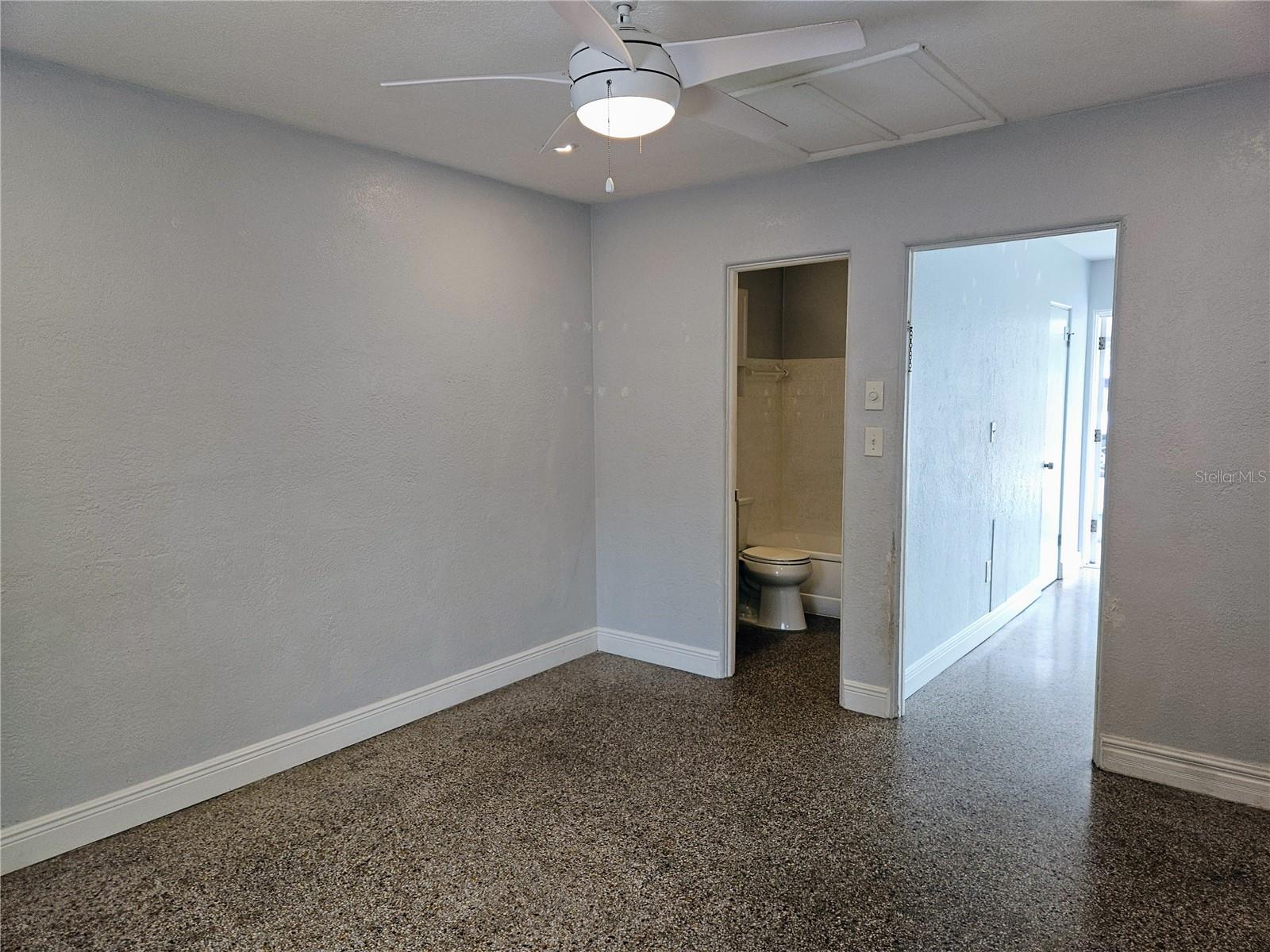 6801 48TH AVE N #B, ST PETERSBURG, FL — photo 13
