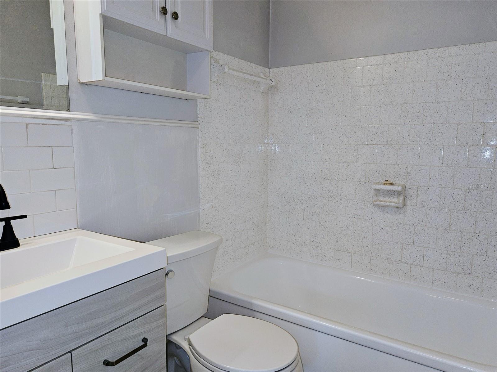 6801 48TH AVE N #B, ST PETERSBURG, FL — photo 16