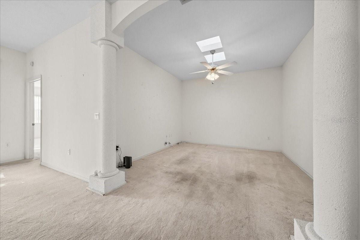 6818 E QUEENSBURY LN, INVERNESS, FL — photo 22