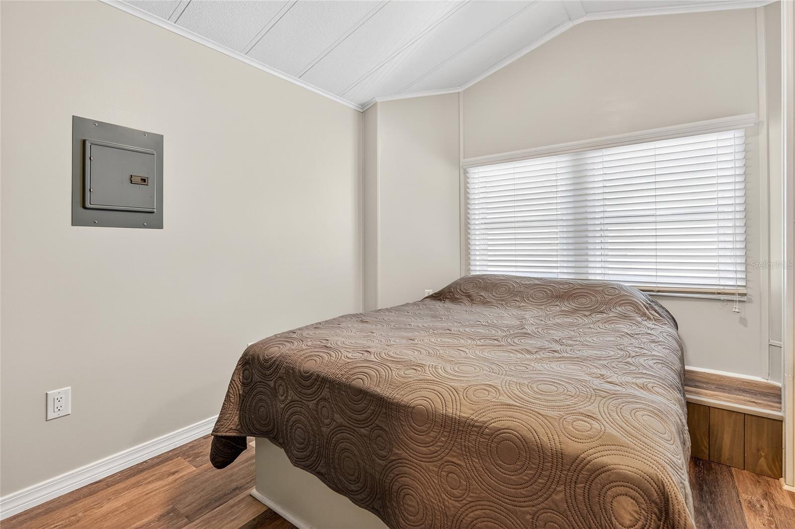 204 CROWN POINT DR, NOKOMIS, FL — photo 28