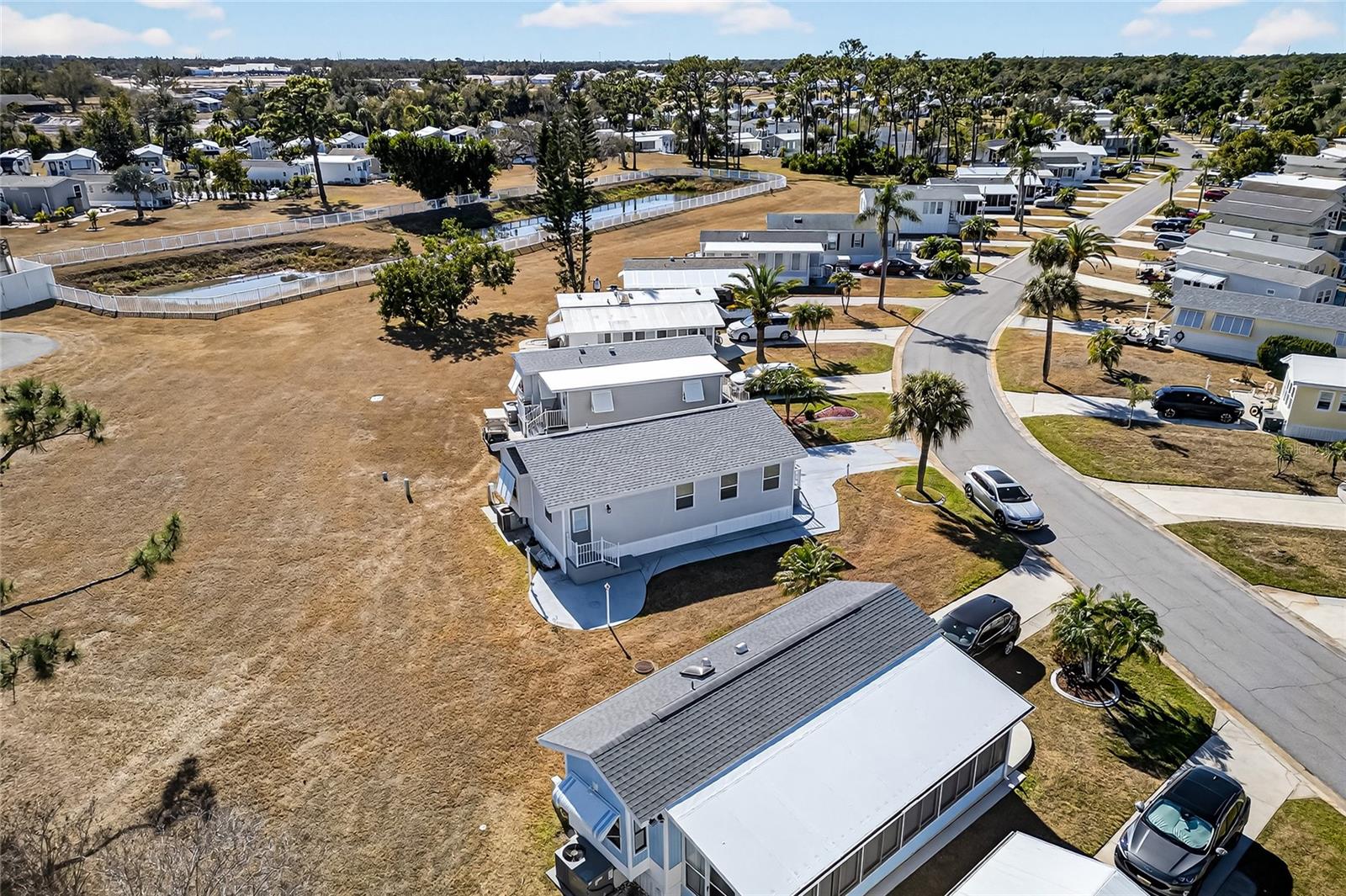204 CROWN POINT DR, NOKOMIS, FL — photo 42