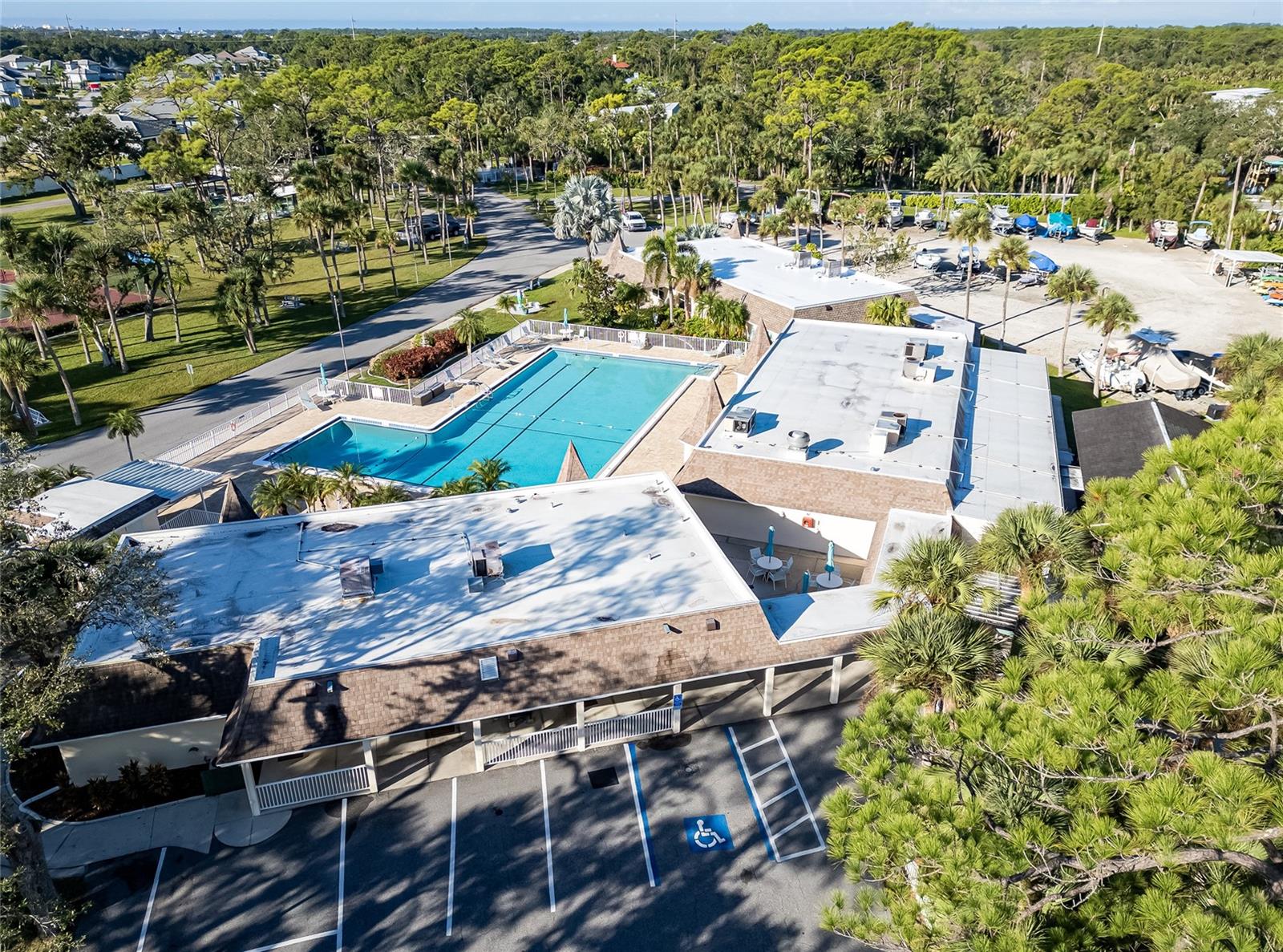204 CROWN POINT DR, NOKOMIS, FL — photo 54