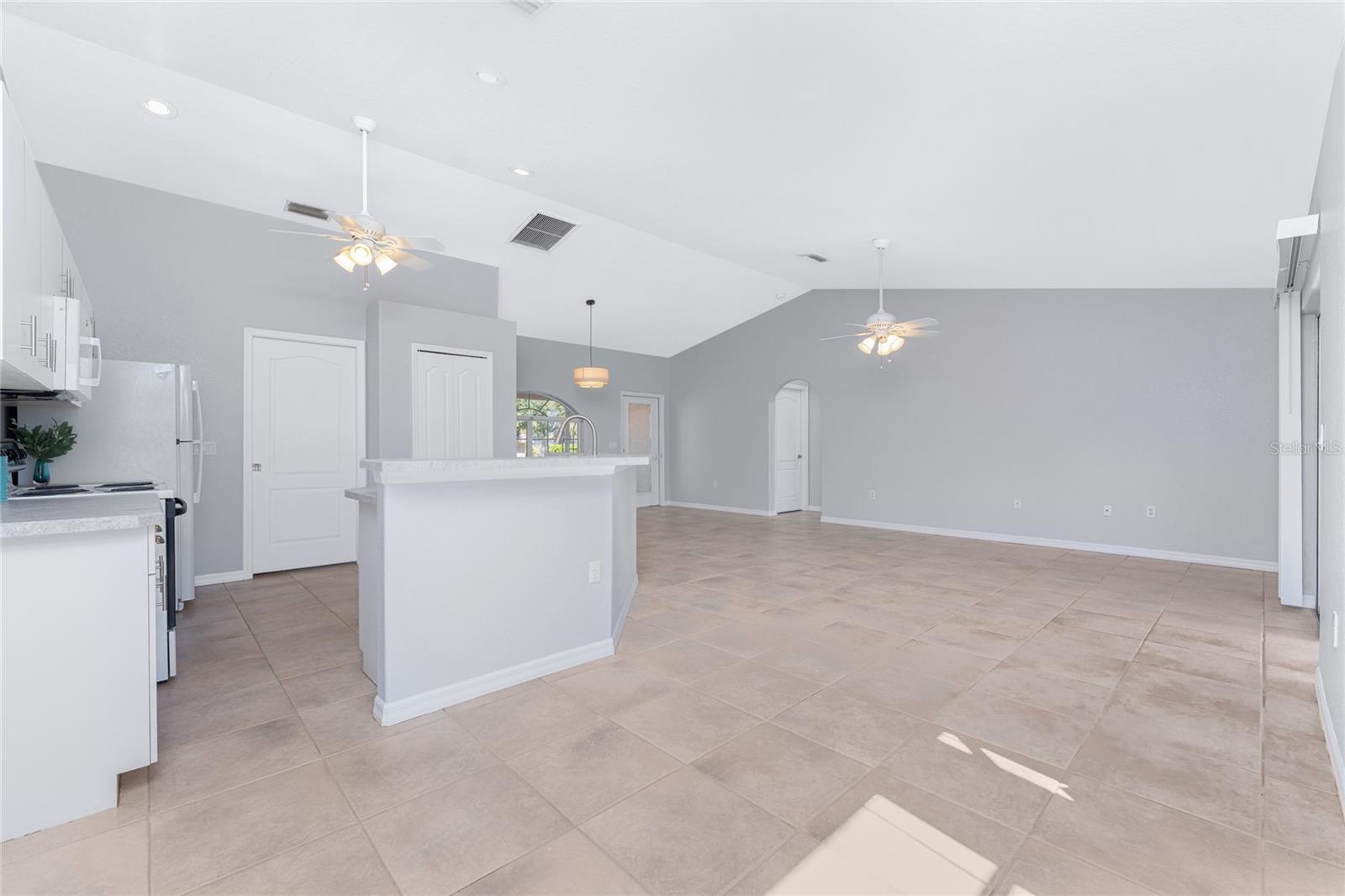 1053 BAY HARBOR DR, ENGLEWOOD, FL — photo 18