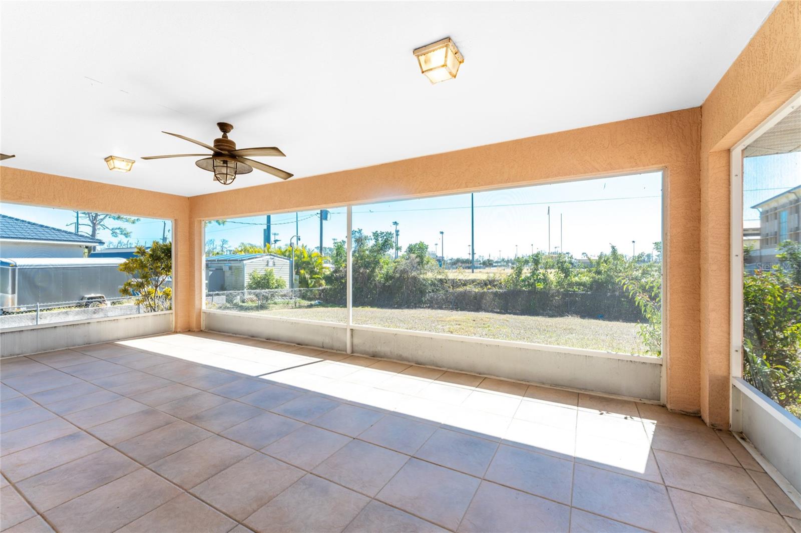 1053 BAY HARBOR DR, ENGLEWOOD, FL — photo 40