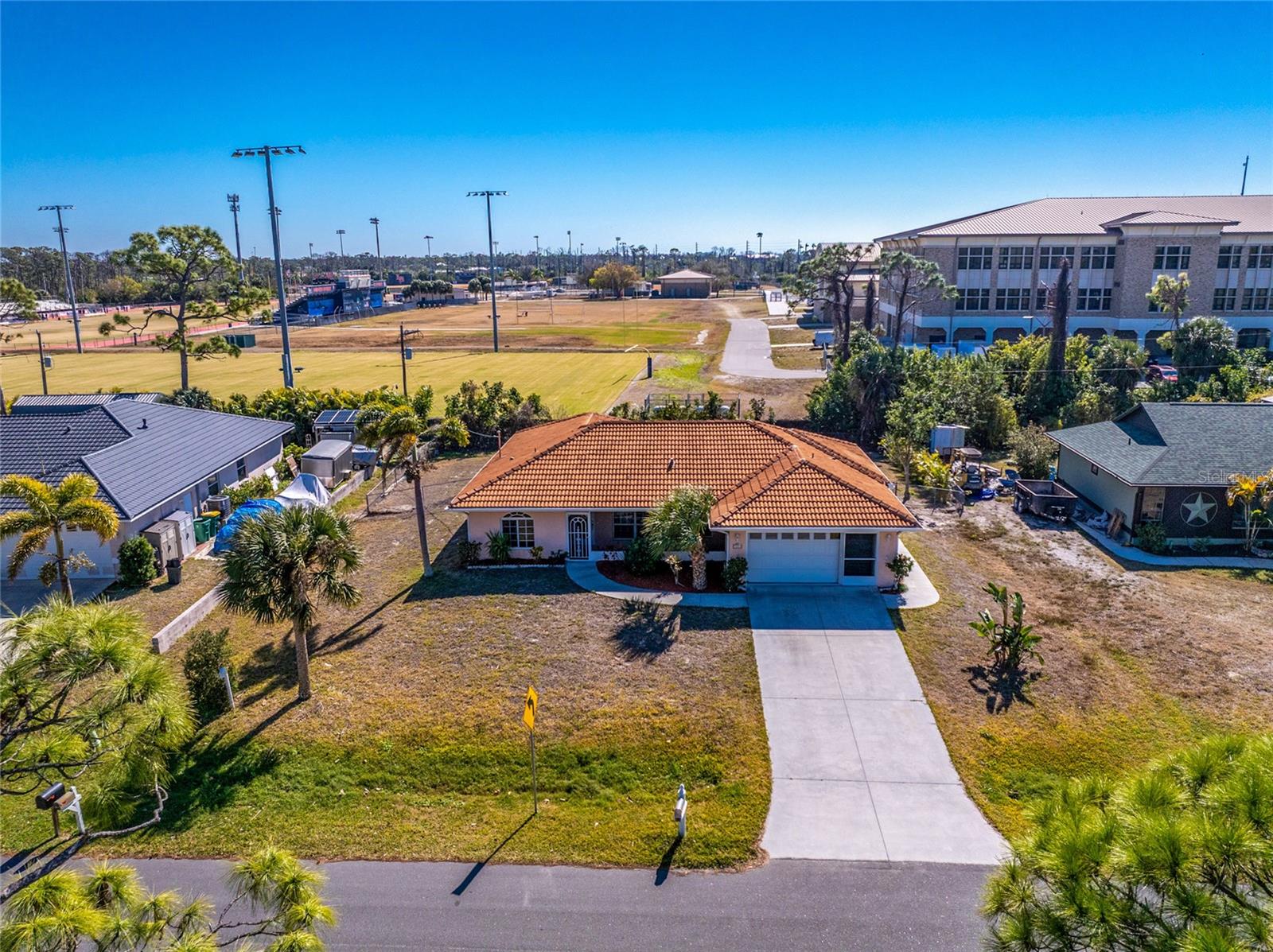 1053 BAY HARBOR DR, ENGLEWOOD, FL — photo 49