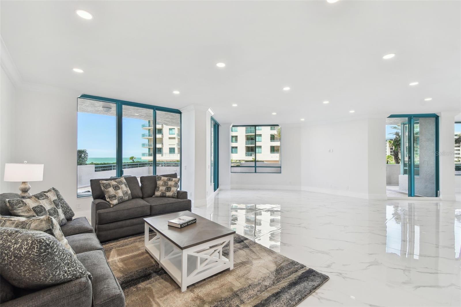 1560 GULF BLVD #306, CLEARWATER BEACH, FL — photo 6