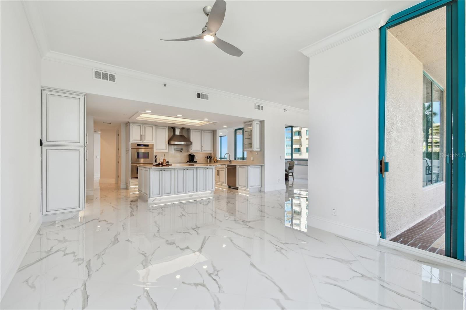 1560 GULF BLVD #306, CLEARWATER BEACH, FL — photo 19