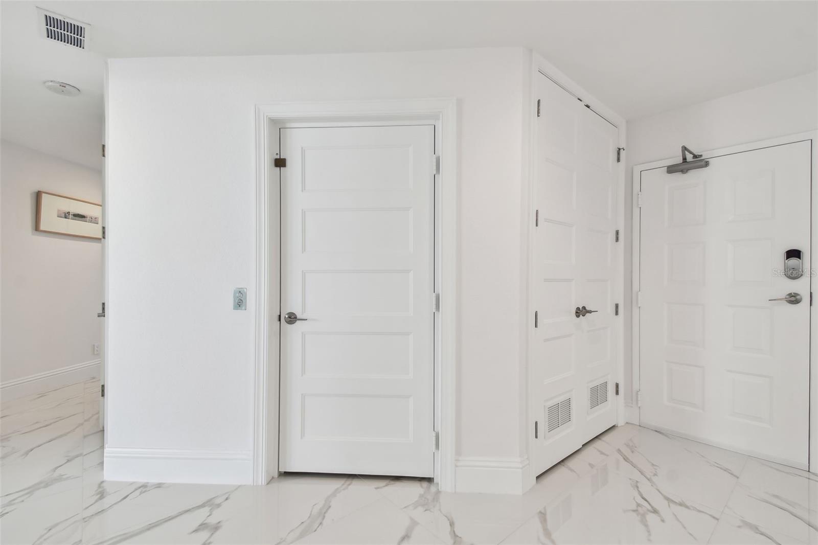 1560 GULF BLVD #306, CLEARWATER BEACH, FL — photo 37
