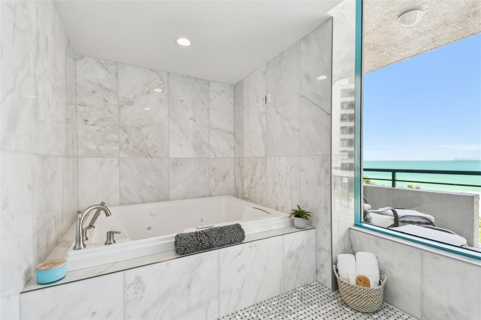 1560 GULF BLVD #306, CLEARWATER BEACH, FL — photo 51