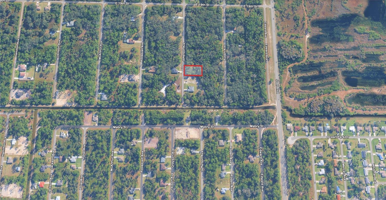 1915 JEFFERSON AVE, LEHIGH ACRES, FL — photo 5