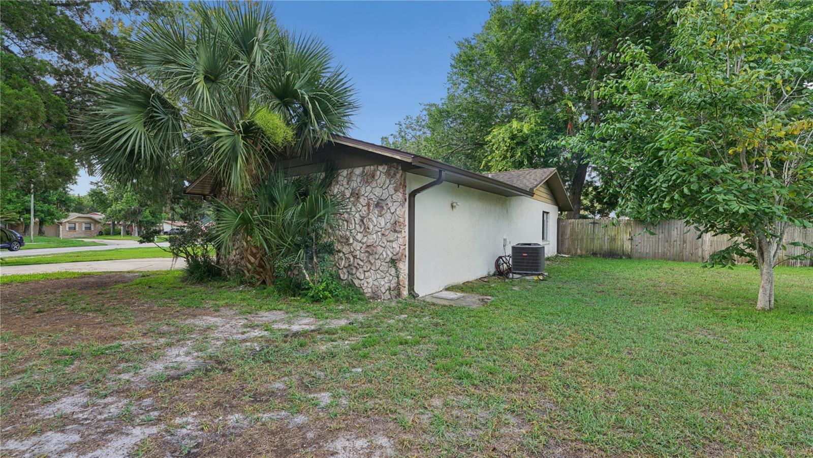 1968 RED CEDAR CIR, SOUTH DAYTONA, FL — photo 32